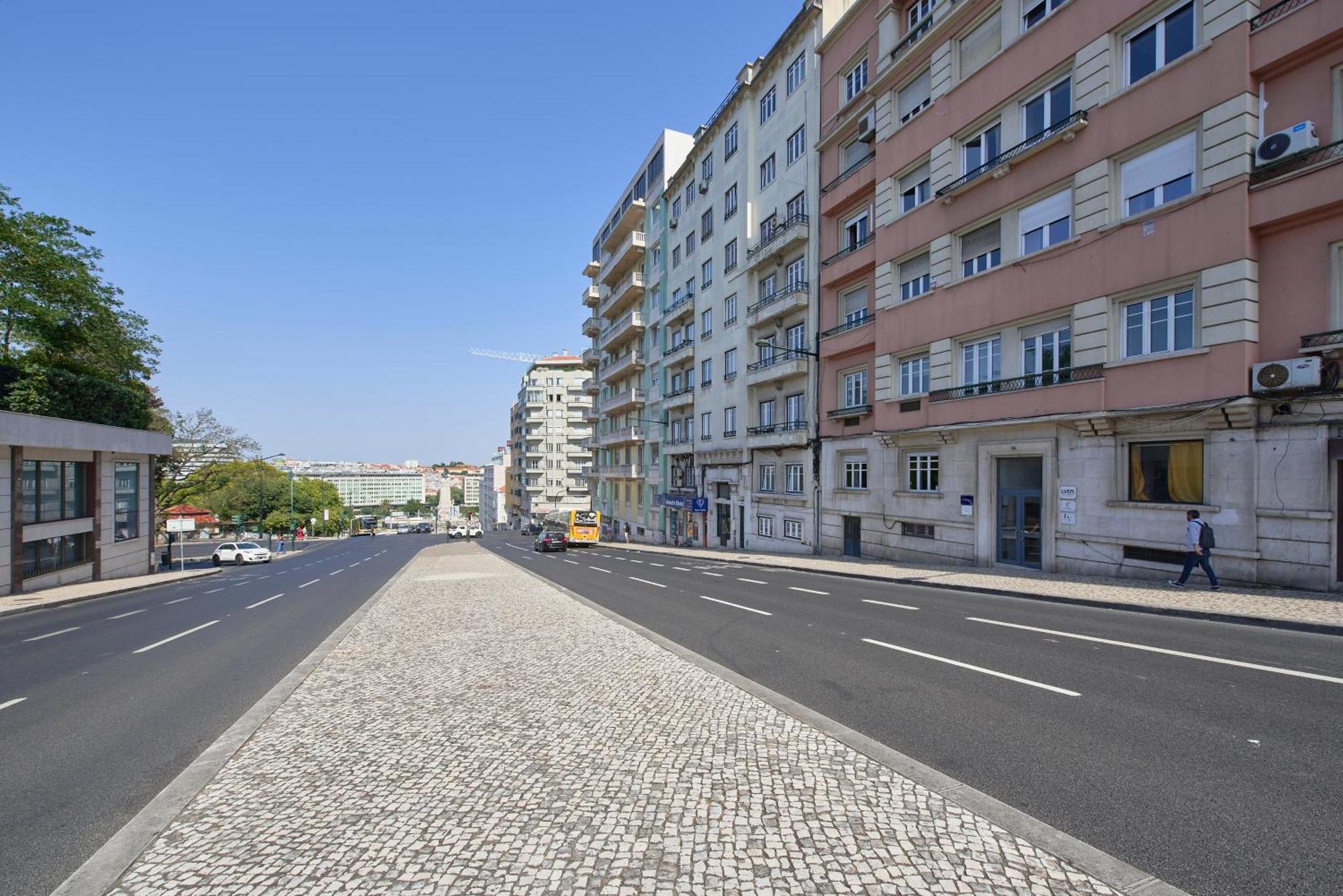 Premium Steps From Avenida Da Liberdade Apartment Lisbon
