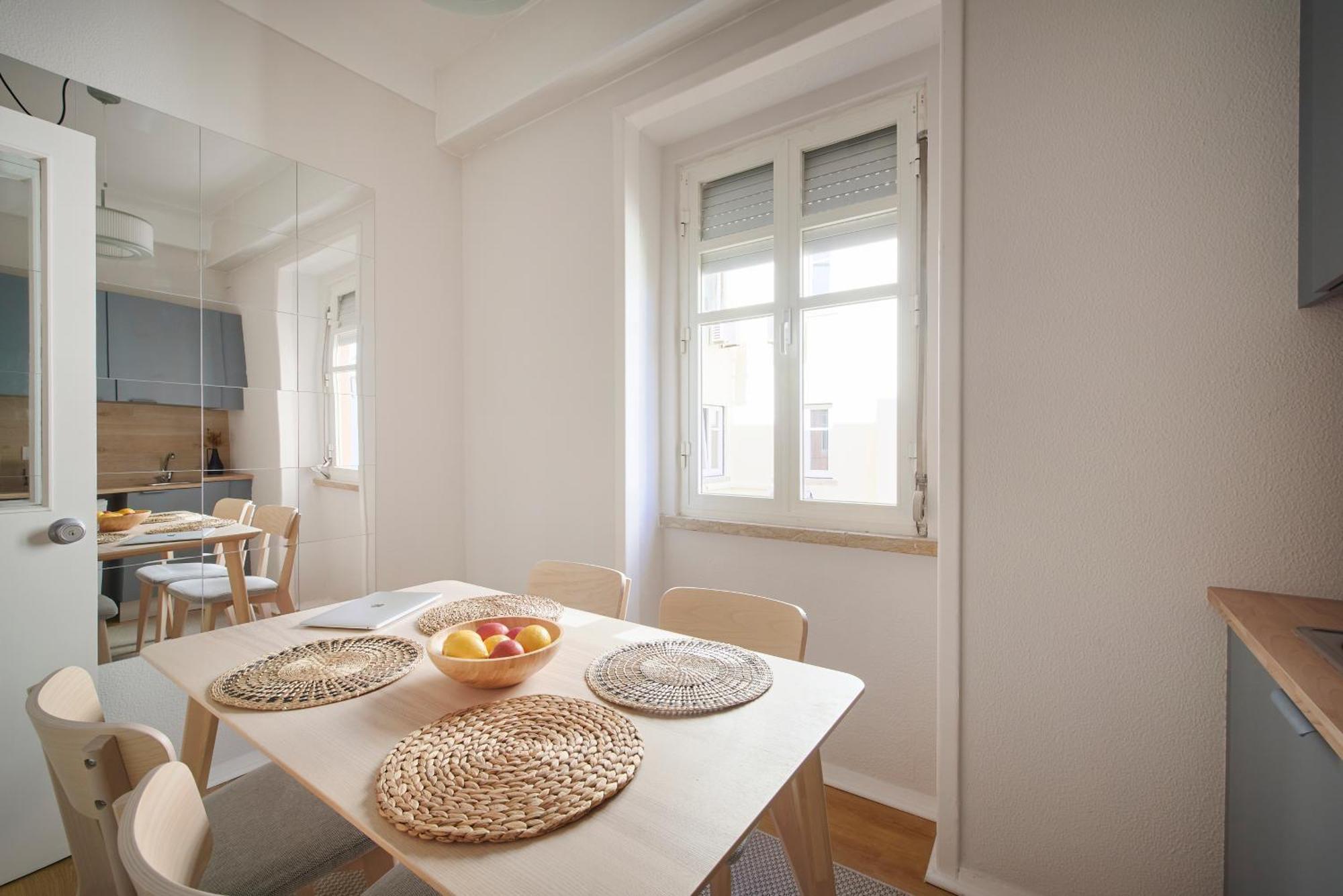 Premium Steps From Avenida Da Liberdade Apartment